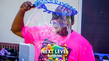 NEXT LEVEL BUBBLES OUTDOOR SHOW NEXT LEVEL BUBBLES OUTDOOR SHOW